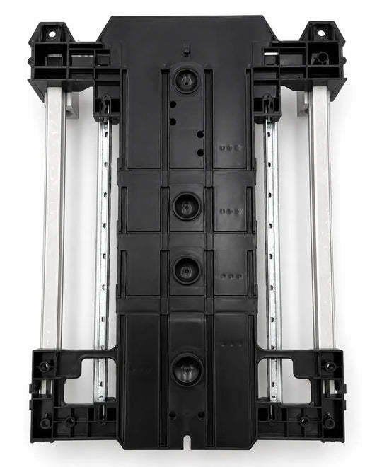 GE TLM2020CCUGK 200 Amp 10 Space 120/240 VAC Load Center Guts Only 10" X 13"